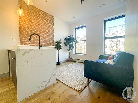 2nd image of 1407 Dean St #4R