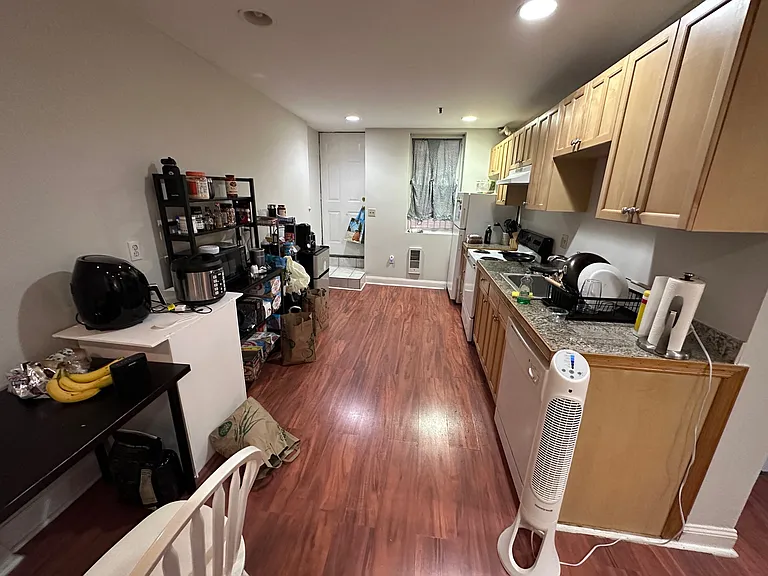 38 Hemenway St #52 — Photo 11