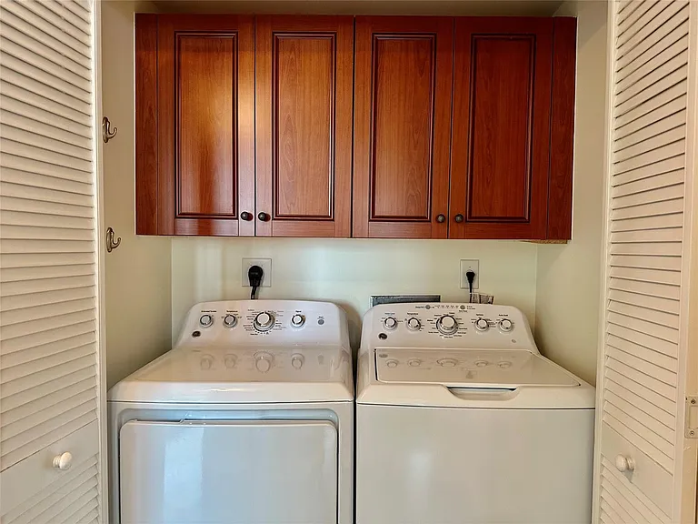 347 N New River Dr E #2309 — Photo 19