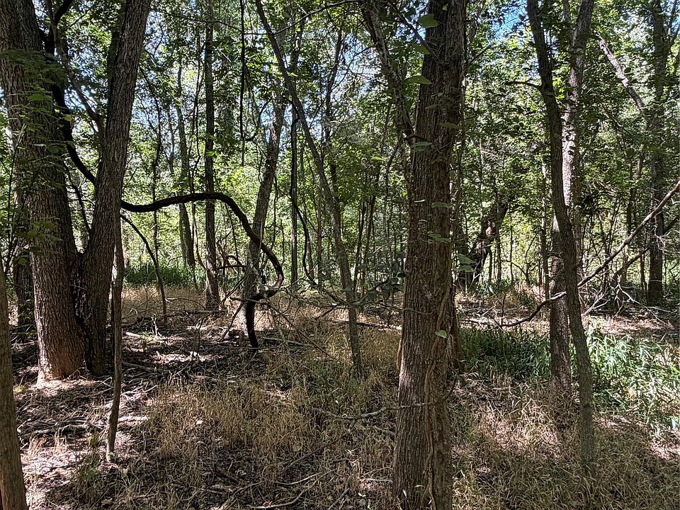 1st image of 677 Kaukonahua Ln