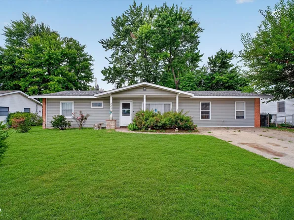 702 Sweetbriar Ave, New Whiteland, IN 46184