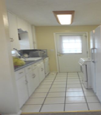 5th image of 824 Denison Dr