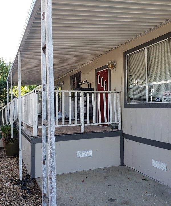 1st image of 133 El Bosque Dr #133