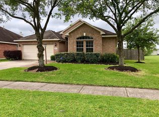 3102 Meadow Bay Dr, Dickinson, TX 77539
