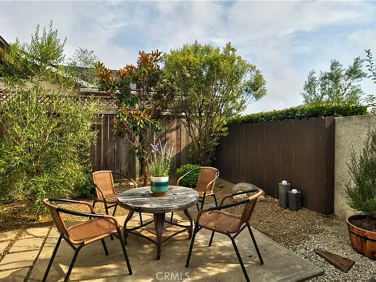 33152 Christina Dr — Photo 24