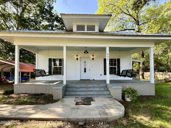 608 Goodwater Rd NW, Magee, MS 39111