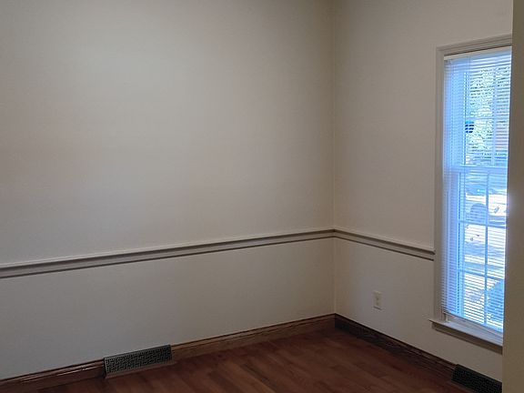 3rd image of 1292 Gray Hawk Rd