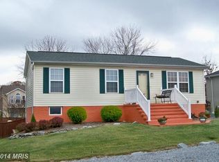231 Cashmere Dr, Martinsburg, WV 25404