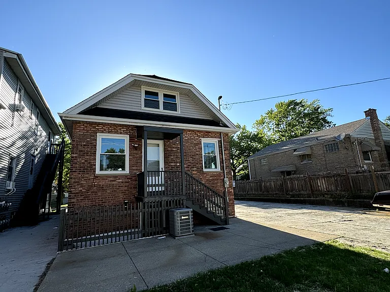 4341 Wisconsin Ave — Photo 23