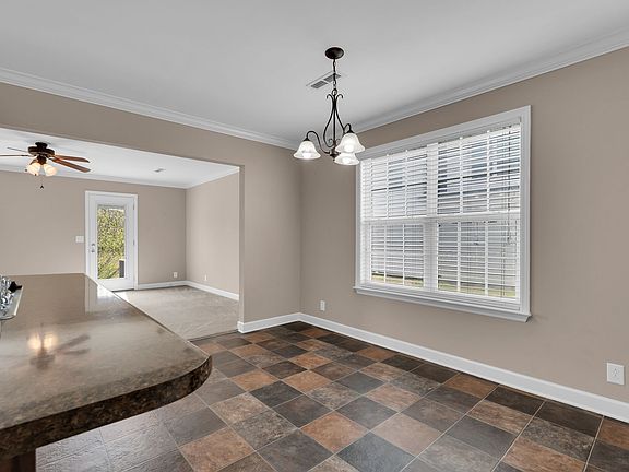 3rd image of 300 Southside Dr