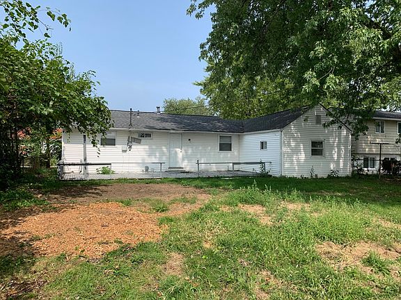 3rd image of 983 Melwood Dr