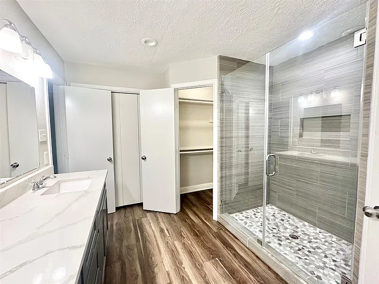 2523 Castle Pl — Photo 14