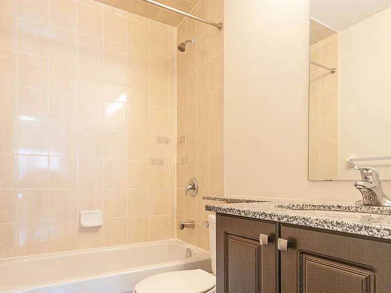 216 Oak Park Blvd #315 — Photo 17