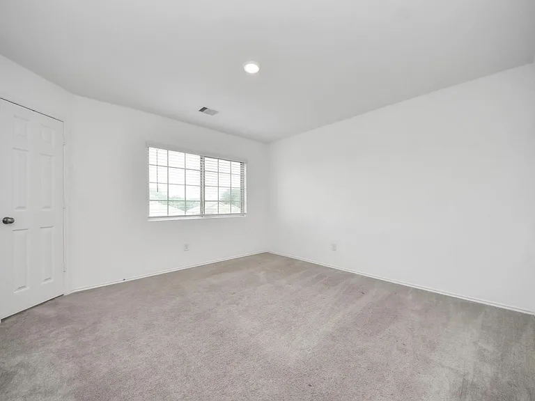 8650 Bar Harbor Dr — Photo 25