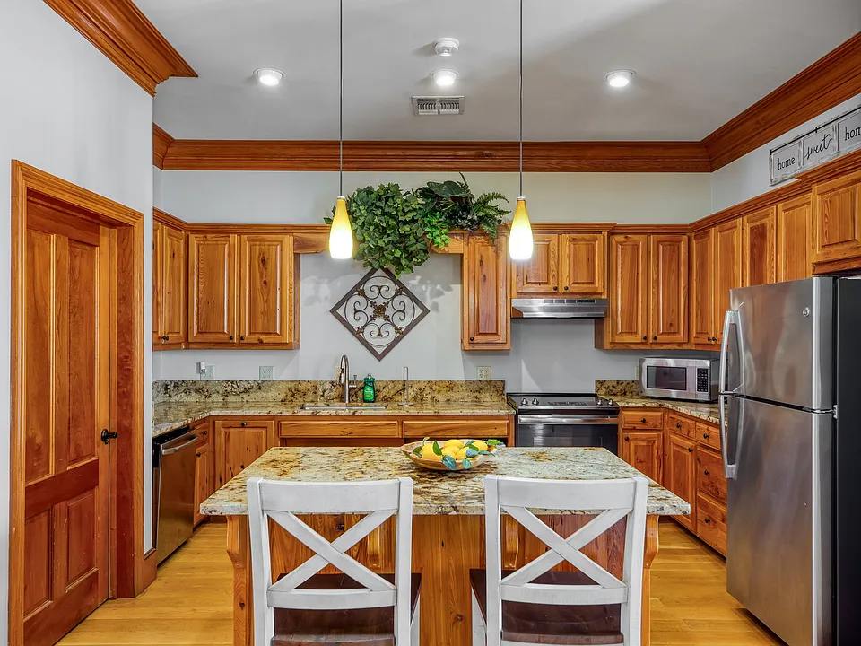Experience the height of living at City Heights at Dutchtown.