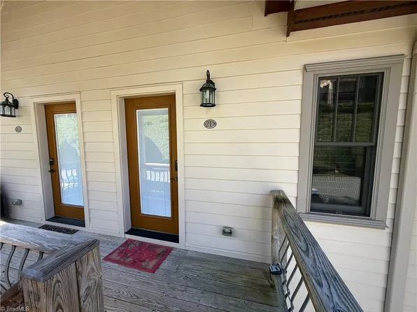 311 Penny Ln Unit 2D, Banner Elk, NC 28604