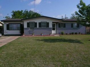 635 SW 45th St, Lawton, OK 73505