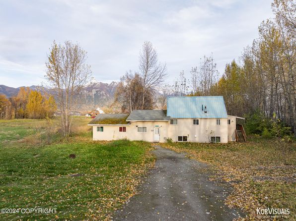 1115 S Jewel St, Palmer, AK 99645