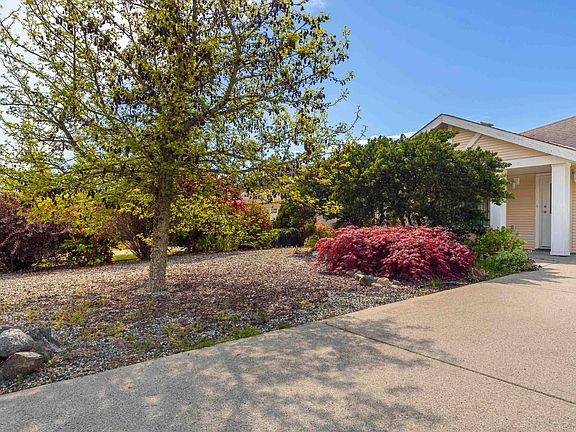 2nd image of 5723 Nickerson Rd