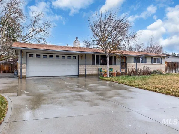 2360 N Wilmington Dr, Boise, ID 83704