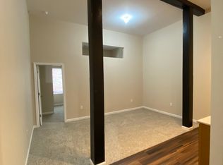 118 W Murphy St #B, Madison, NC 27025