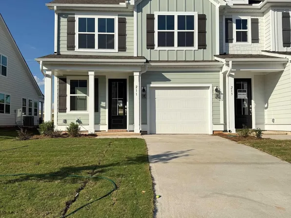211 Lewes Ave, Simpsonville, SC 29681
