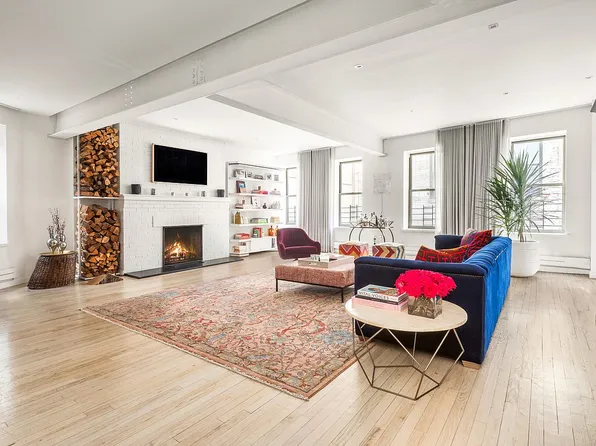 622 Greenwich St APT 4D, New York, NY 10014