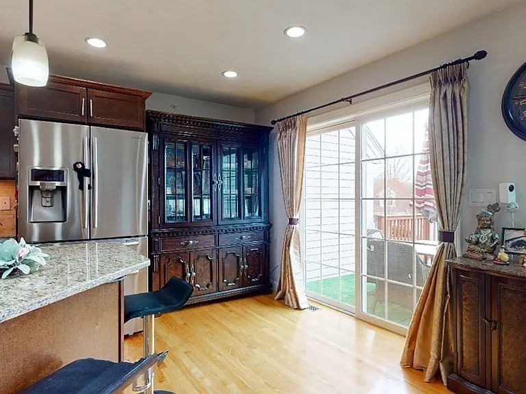 19 Flint Pond Dr — Photo 10