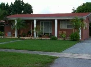 12450 SW 191st Ter, Miami, FL 33177