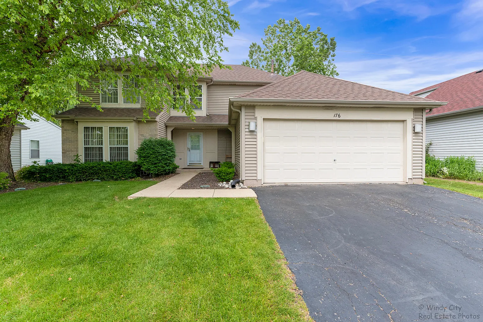 176 Dickens Trl photo 1
