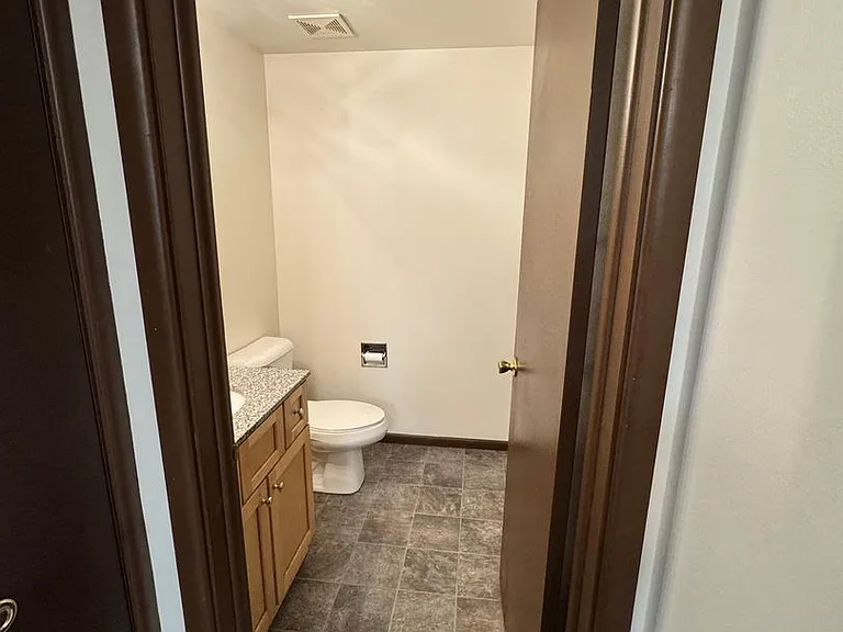 1515 Holiday Dr — Photo 14