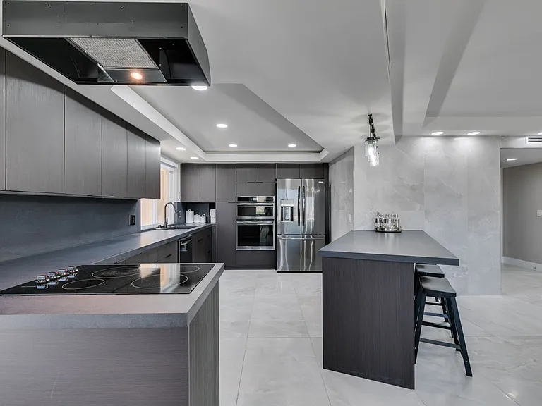 205 E Harmon Ave #1012 — Photo 22