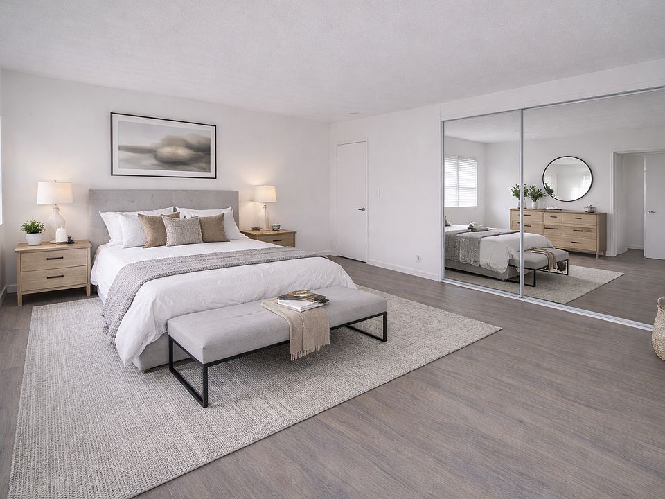 1st bedroom with brand new mirror closet