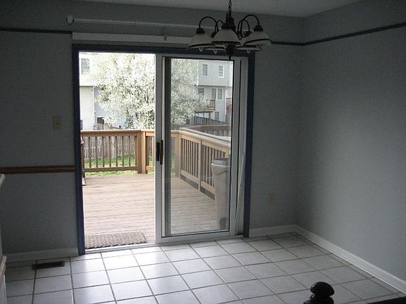 4th image of 4300 Regalwood Ter
