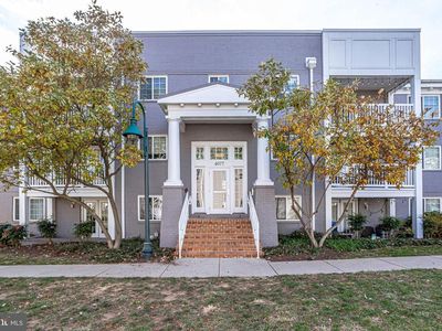 4077 S Four Mile Run Dr Unit 401, Arlington, VA, 22204