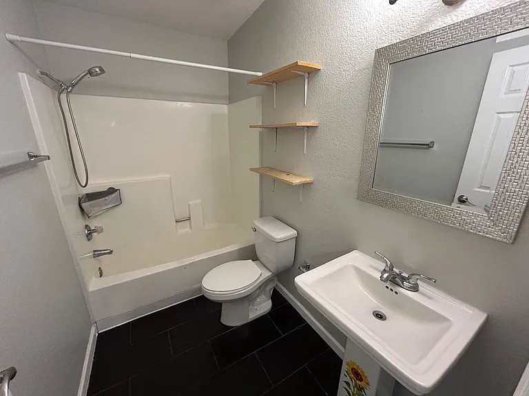 5757 W Eugie Ave #2070 — Photo 4