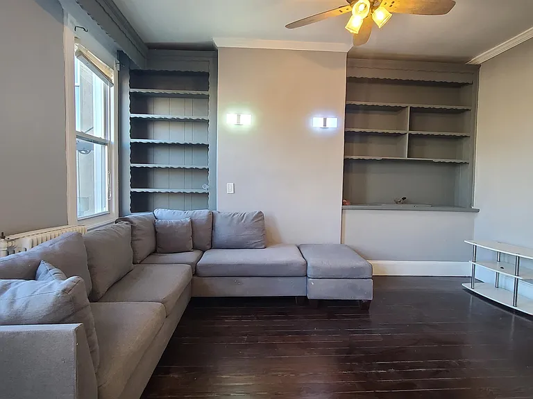476 Gregory Ave #3 — Photo 3
