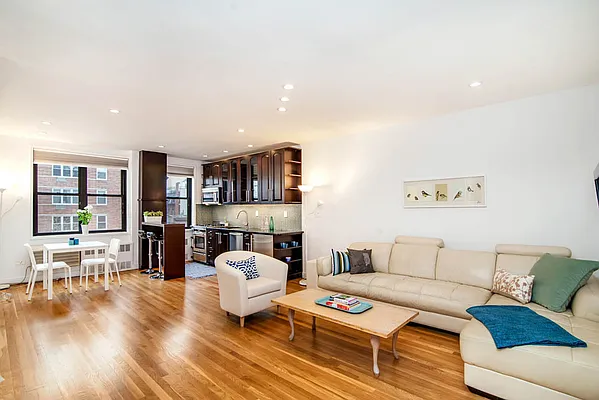 Sold by Compass | media 20