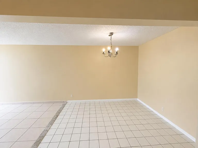 4125 Woodside Dr #1-4 — Photo 6