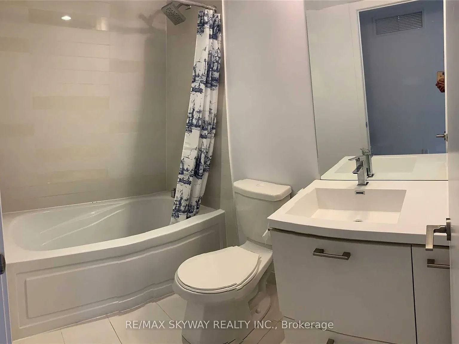 1 bed, $2,200 — Photo 4