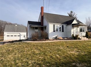 7715 W Ridge Rd, Fairview, PA 16415