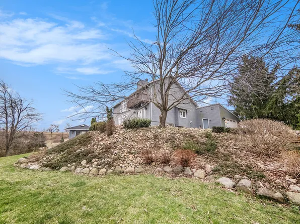 19190 Sharon Valley Rd, Manchester, MI 48158