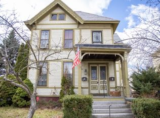 134 Buckingham St, Springfield, MA 01109