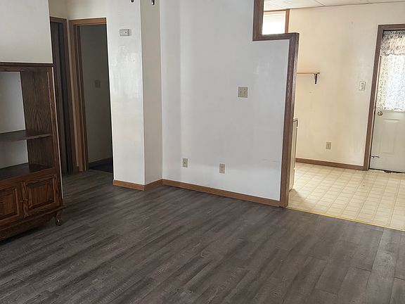 2nd image of 814 Hennepin St #A