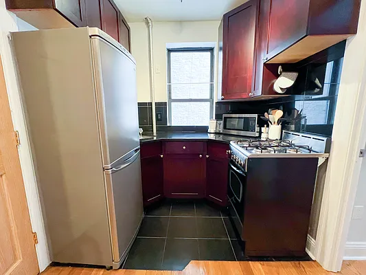 Rented by Denise Rosenblum, LREB | media 9