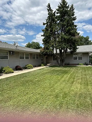 411 Oneida St #4 Photo 1