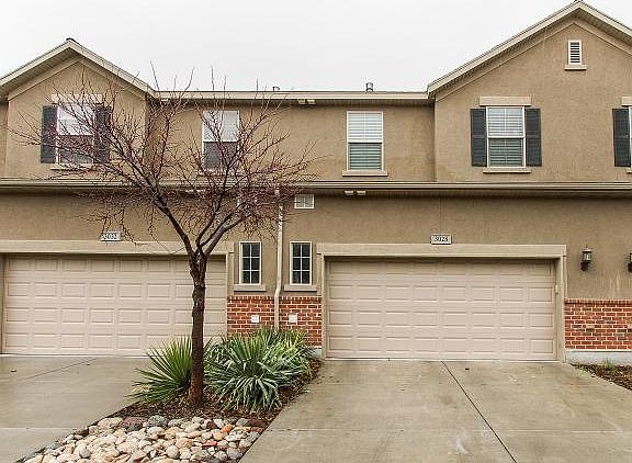 3rd image of 3028 S Tower Hill Way