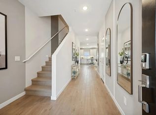 2827 W Eagle Talon Rd, Phoenix, AZ 85085