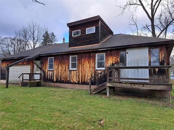 423 Cottage Grv, New Castle, PA 16105