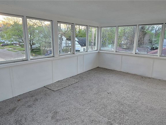 4th image of 1024 N Howard St